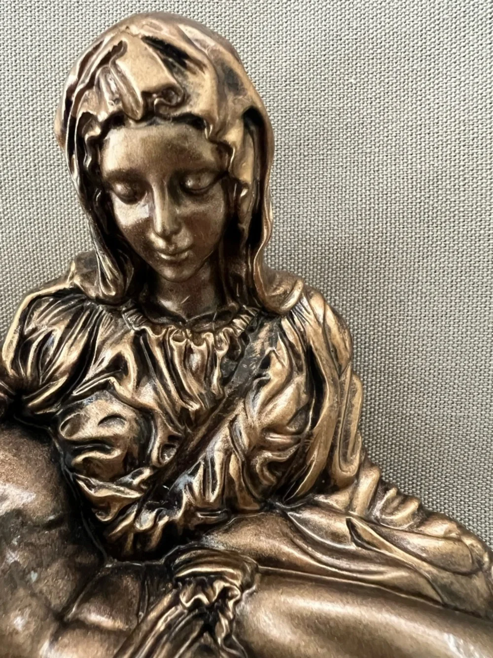 Batesville Life Symbols Hand-Painted Pietà Mother Mary Statue 1999